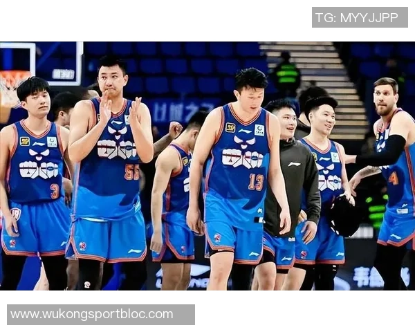 四川男篮今日顺利完成体测每天安排四个队伍从早到晚进行训练